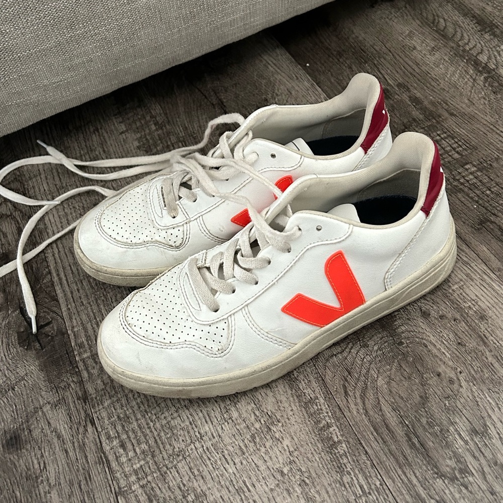 Veja V-10 Orange and Red Accents